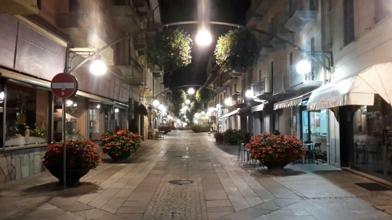 Appartamento Rosa Alpina Tra Il Casino E Le Terme Di Saint Vincent Bagian luar foto