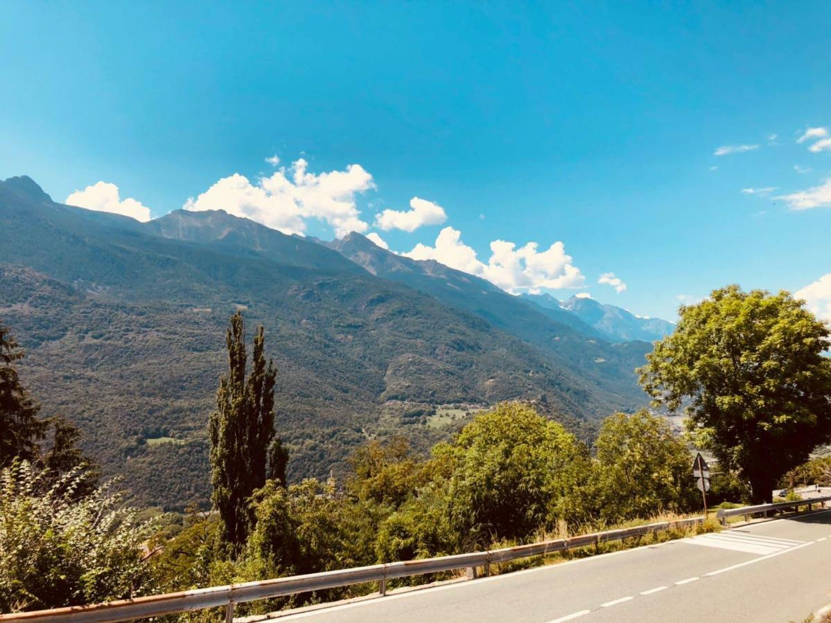 Appartamento Rosa Alpina Tra Il Casino E Le Terme Di Saint Vincent Bagian luar foto