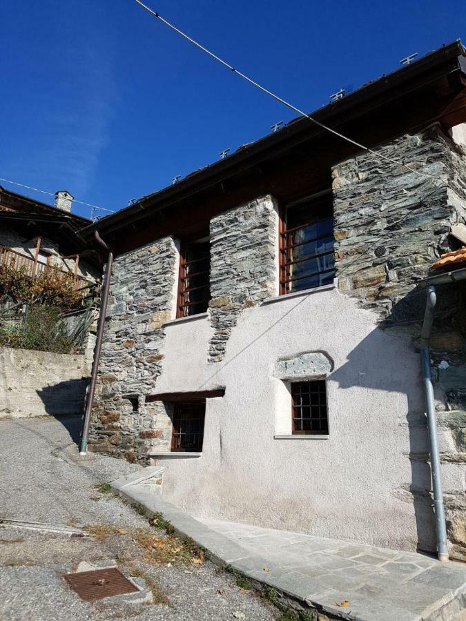 Appartamento Rosa Alpina Tra Il Casino E Le Terme Di Saint Vincent Bagian luar foto